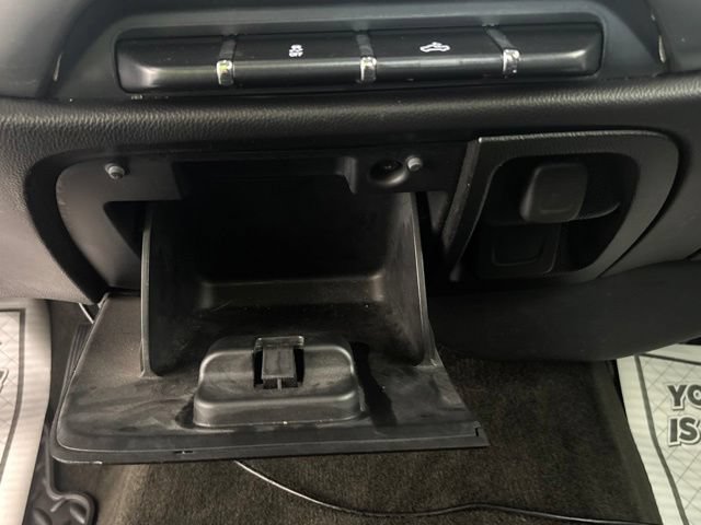 Used 2017 Chevrolet Silverado 1500 LT w/ All Star Edition AWD/4WD image 7