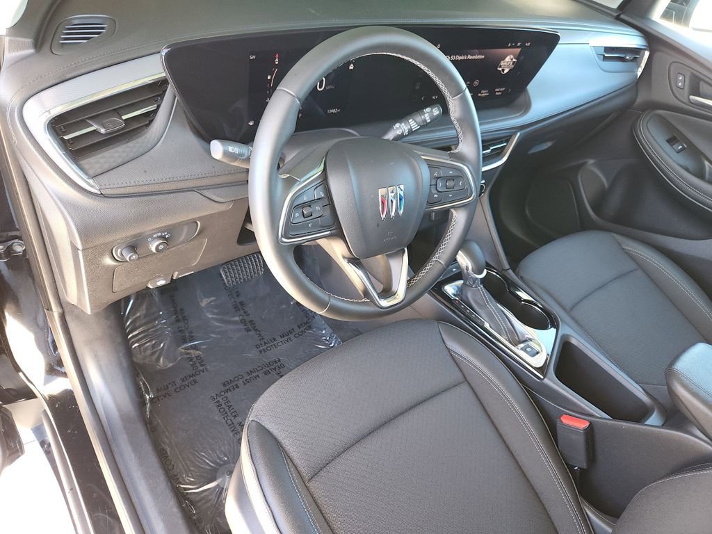 Used 2025 Buick Encore GX Preferred image 11