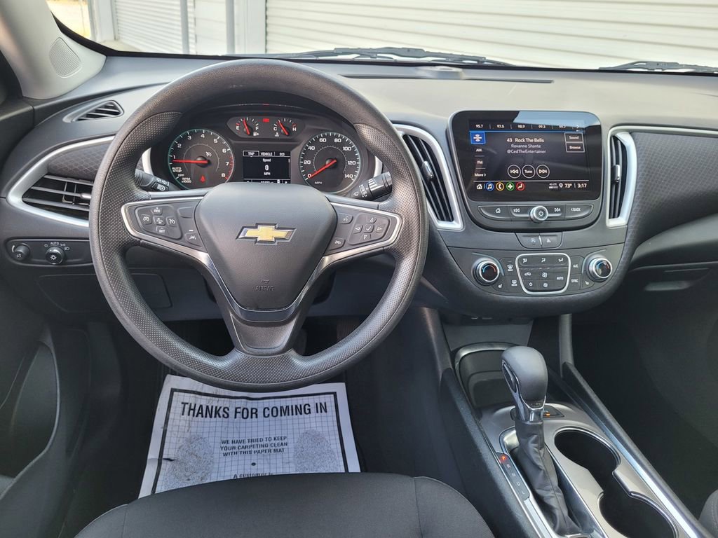 Used 2024 Chevrolet Malibu LT FWD image 18