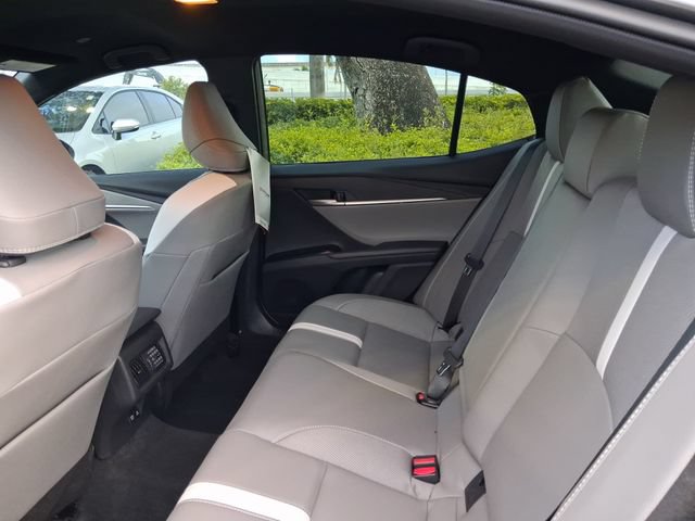 Used 2026 Toyota Camry SE FWD image 6