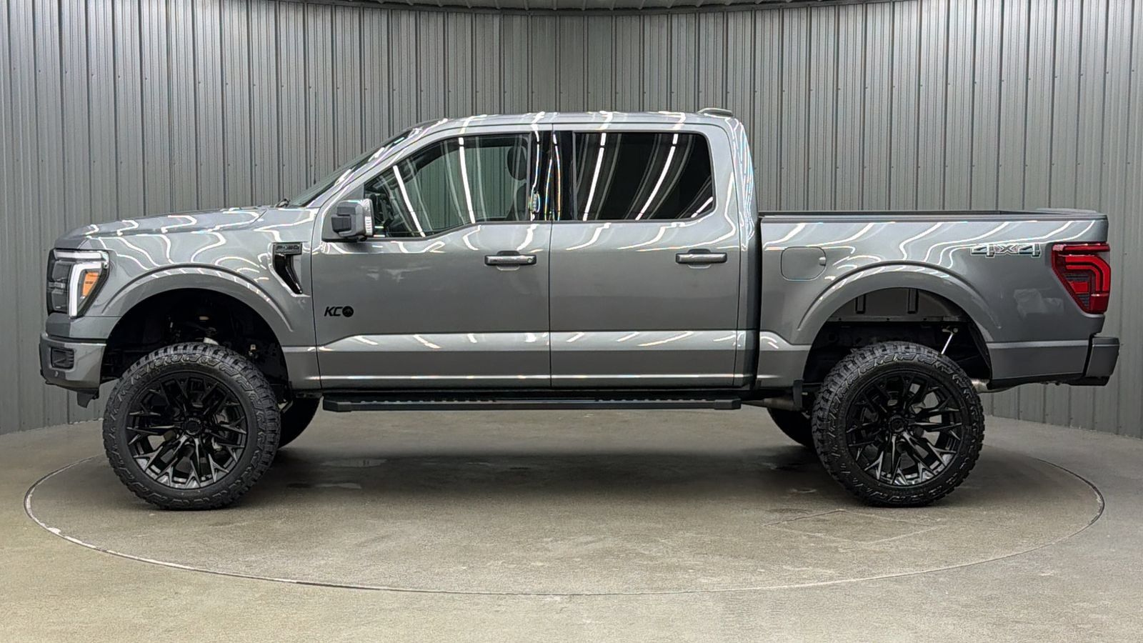 Used 2026 Ford F150 Lariat AWD/4WD image 2
