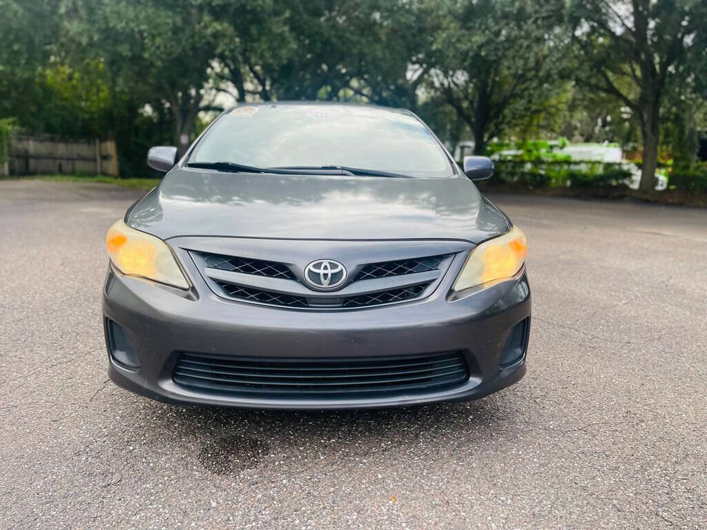 Used 2011 Toyota Corolla LE image 2