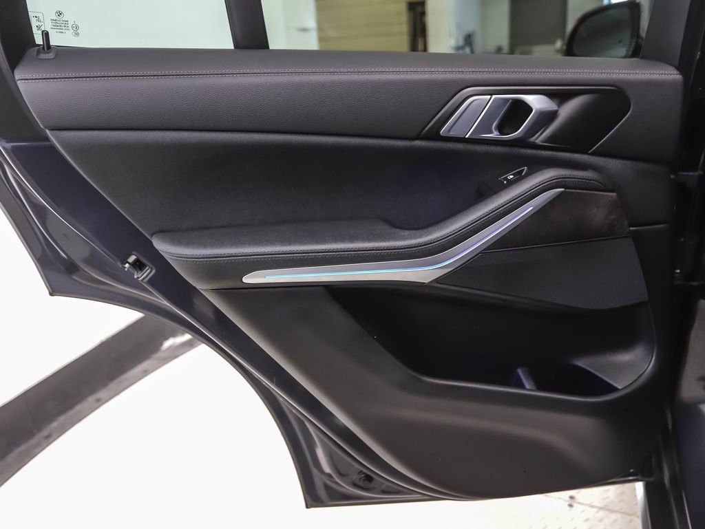 Used 2021 BMW X5 xDrive40i w/ Convenience Package image 20