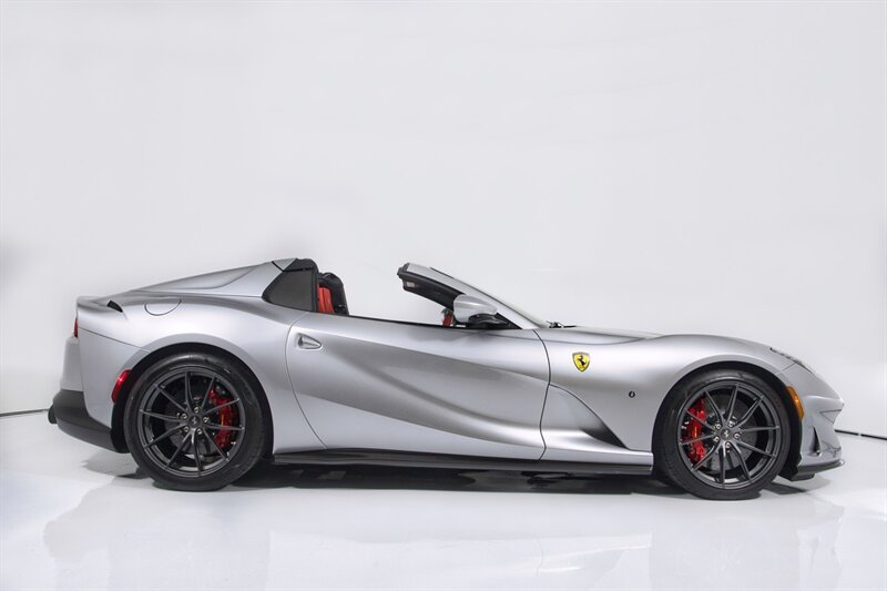 Used 2023 Ferrari 812 GTS RWD image 14