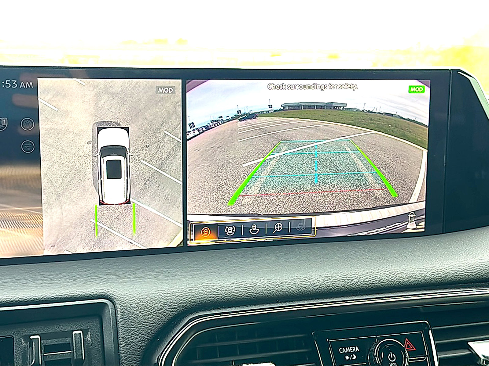 Used 2025 Nissan Armada PRO-4X image 34