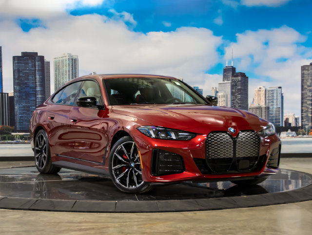 New 2026 BMW i4 xDrive40i w/ M Sport Package AWD/4WD image 1