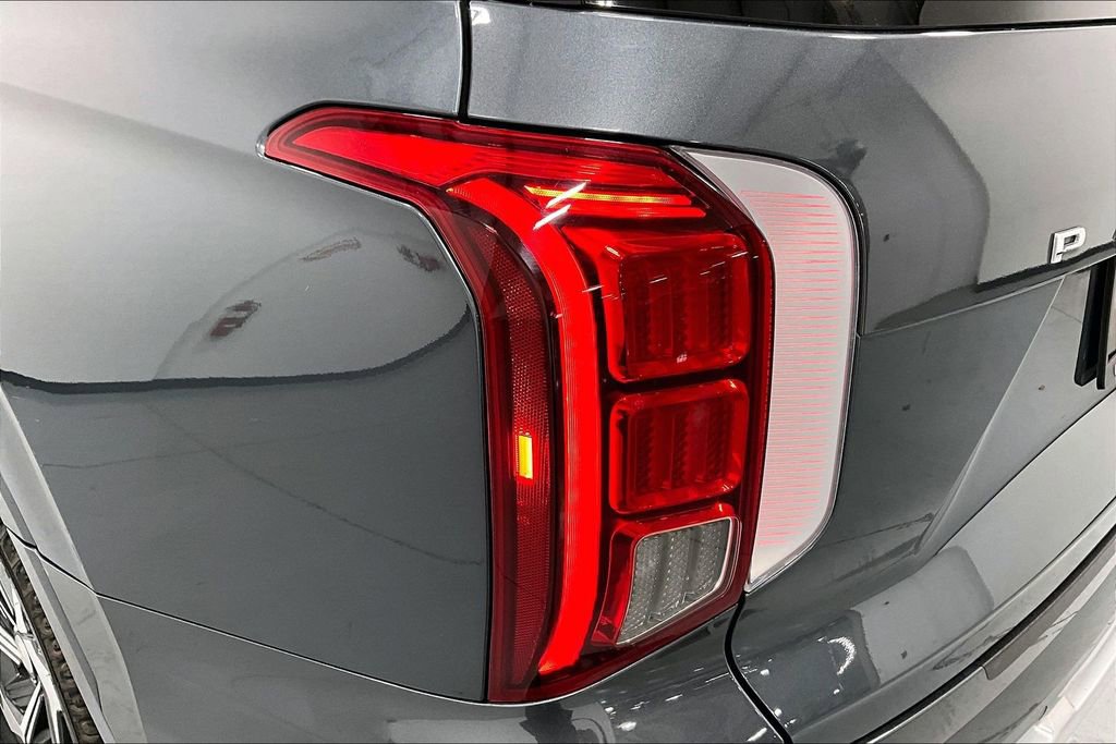 Used 2021 Hyundai Palisade Calligraphy image 40