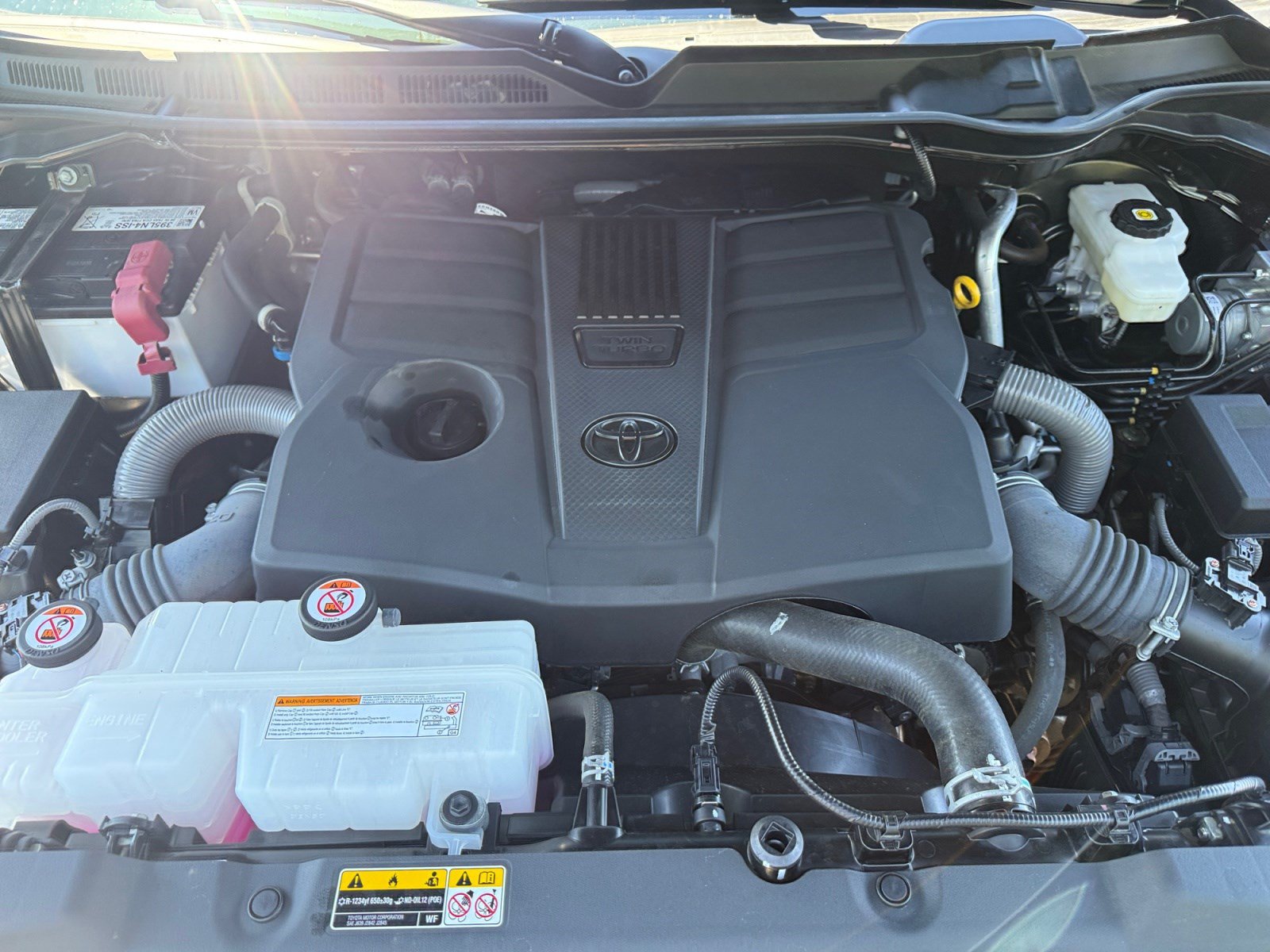 Used 2026 Toyota Tundra Limited w/ TRD Off-Road Package AWD/4WD image 21