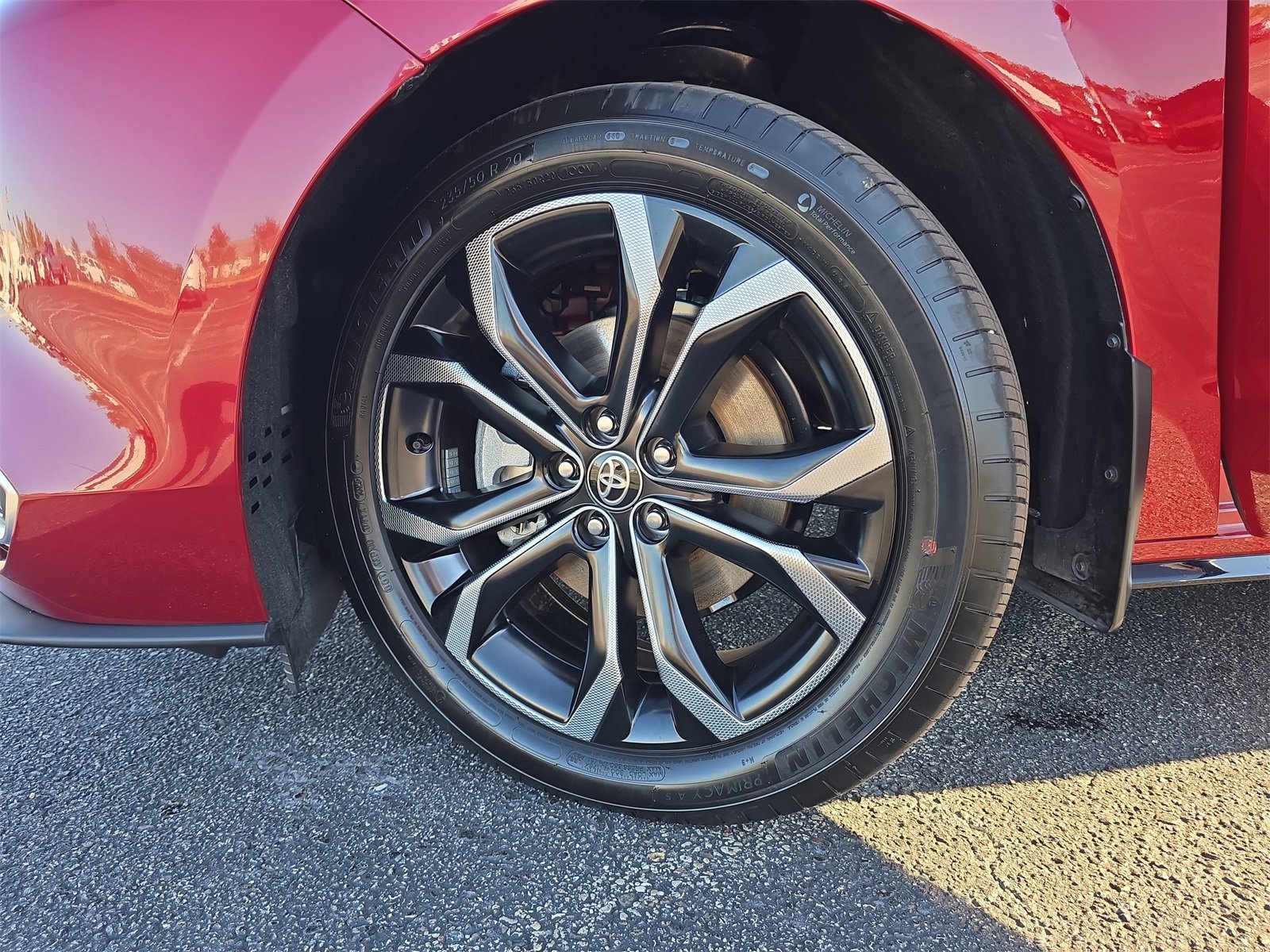 Used 2025 Toyota Sienna Platinum image 30