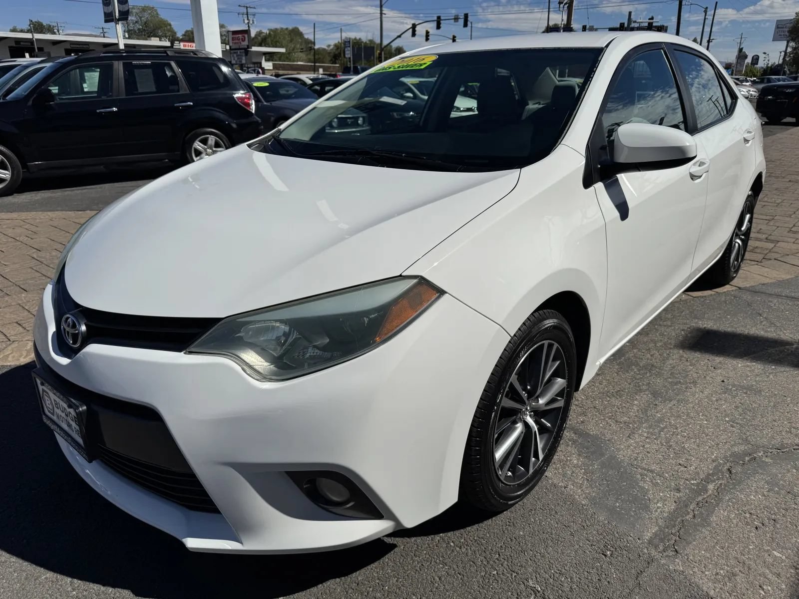 Used 2016 Toyota Corolla LE FWD image 6