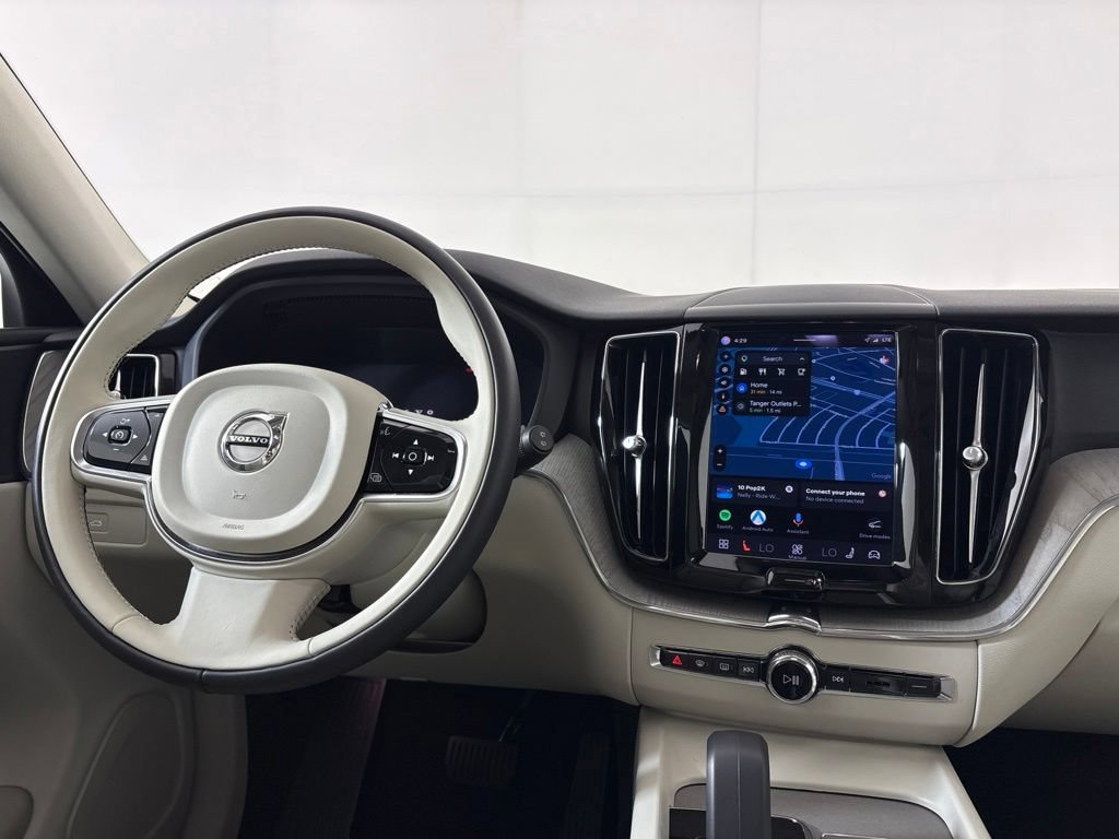 Used 2023 Volvo XC60 B5 Plus w/ Protection Package Premier AWD/4WD image 22