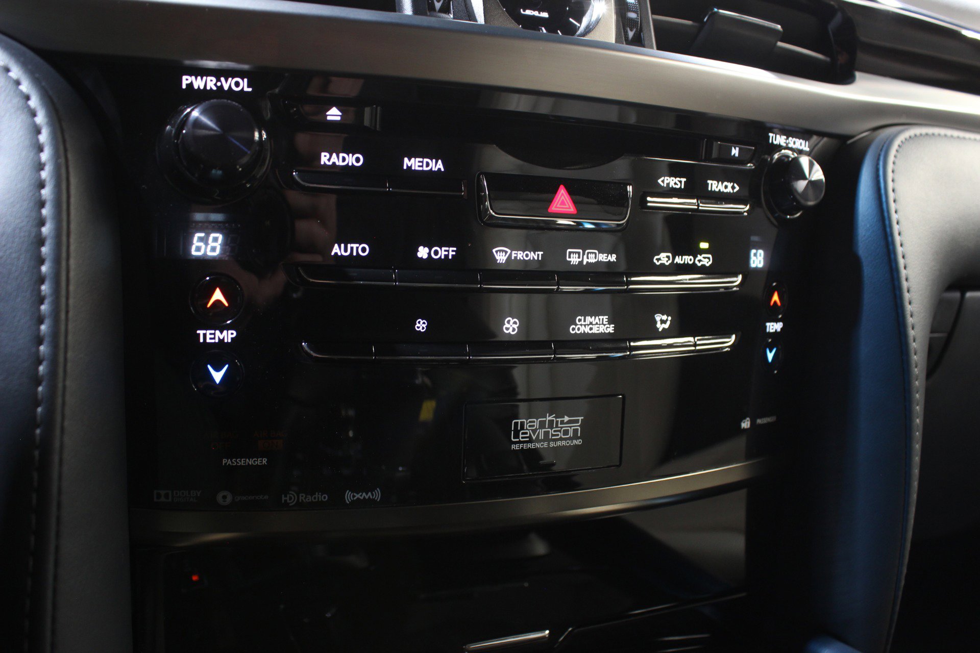 Used 2019 Lexus LX 570 Three-Row Inspiration Series w w/ Inspiration Series image 67