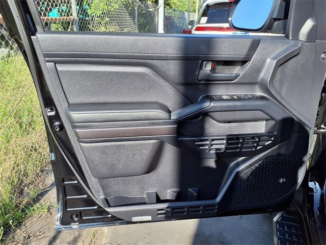 Used 2025 Toyota 4Runner SR5 image 11