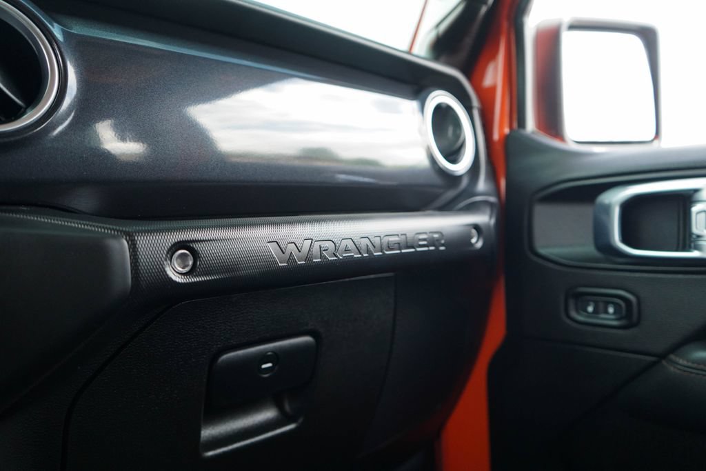 Used 2023 Jeep Wrangler Unlimited Rubicon 392 w/ Dual Top Group AWD/4WD image 35
