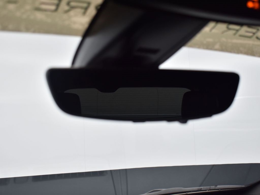 Certified 2024 Cadillac XT5 Sportv w/ LPO, Red Accent Package image 16