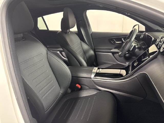 Used 2026 Mercedes-Benz GLC 300 4MATIC image 14