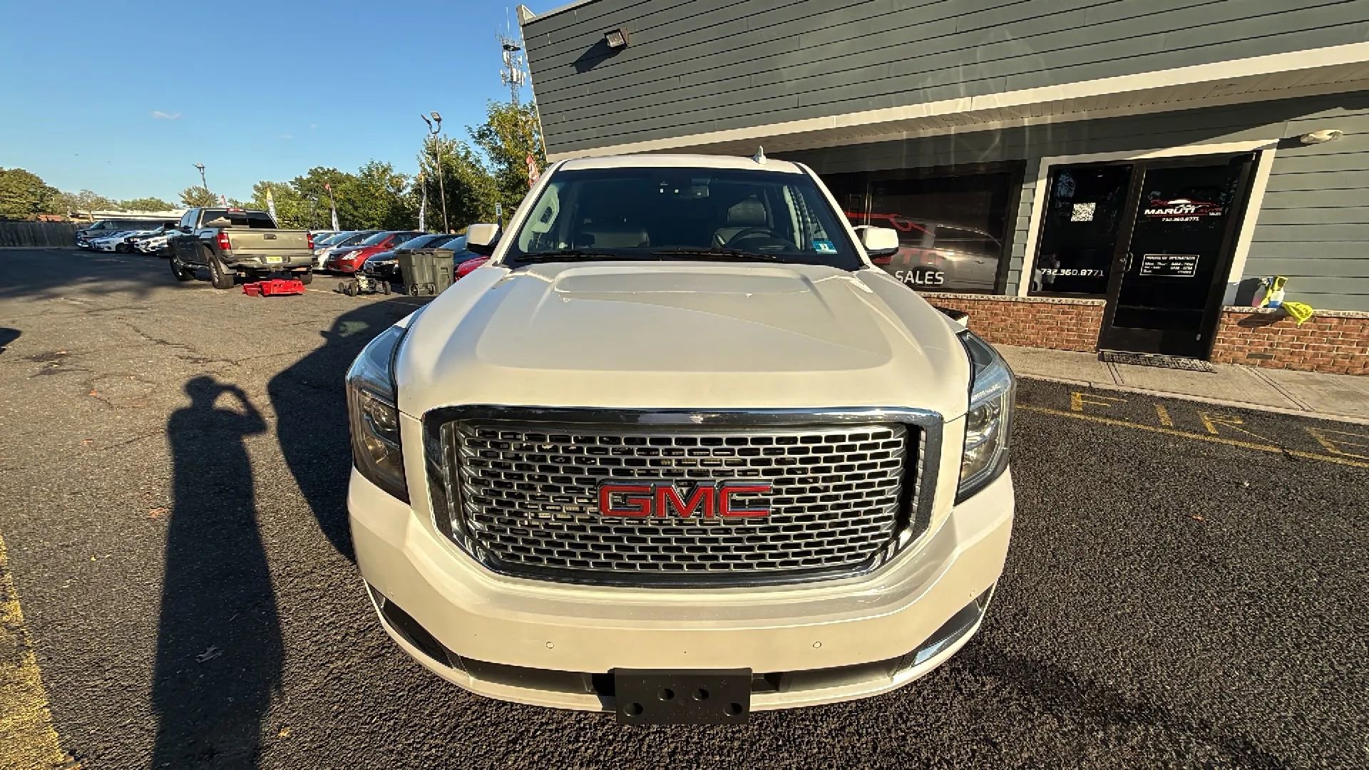 Used 2016 GMC Yukon Denali w/ Open Road Package image 2