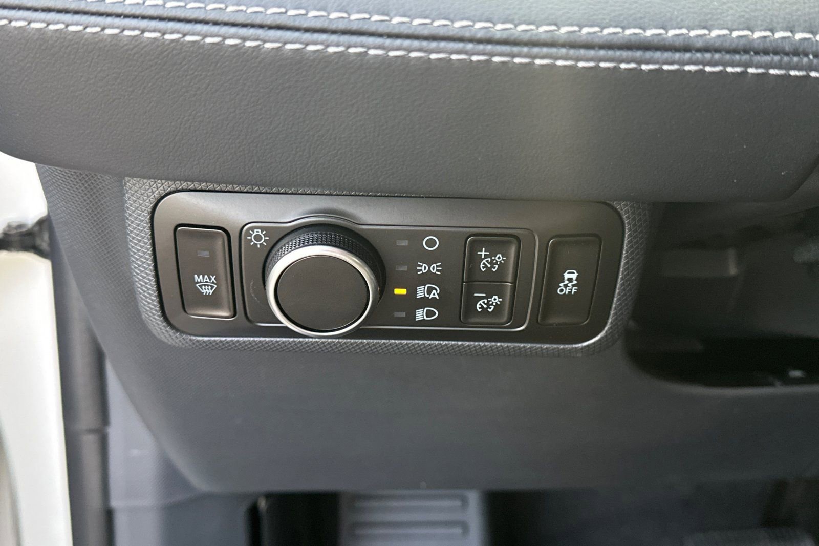 New 2025 Ford Mustang Mach-E Premium image 27