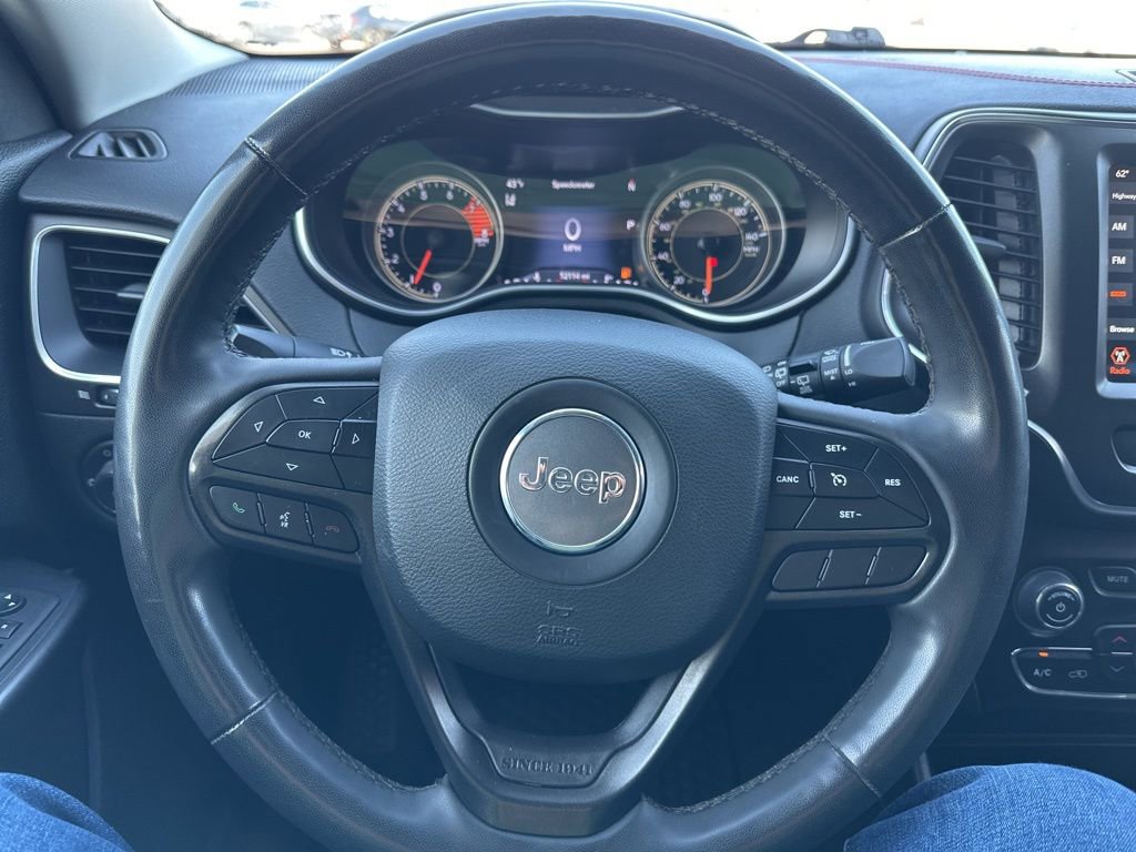 Used 2022 Jeep Cherokee Trailhawk w/ Trailer Tow Group image 27