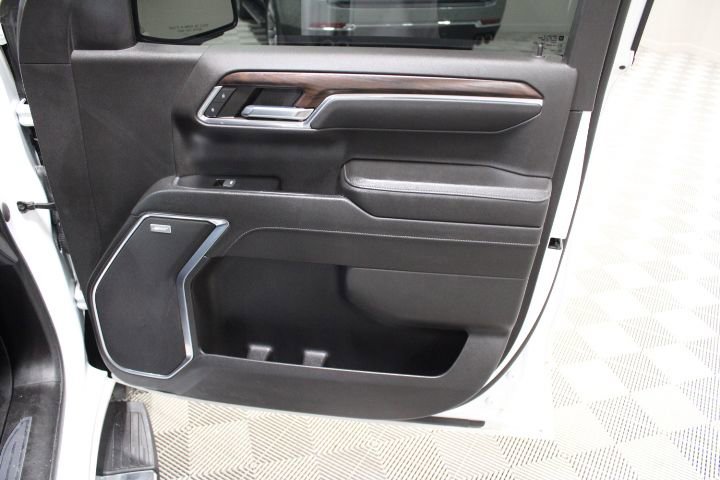 Used 2022 GMC Sierra 1500 SLT w/ SLT Premium Plus Package AWD/4WD image 26
