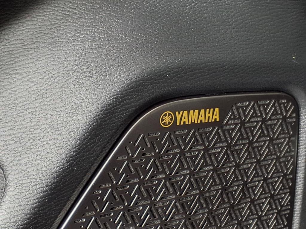 New 2025 Mitsubishi Outlander AWD image 22