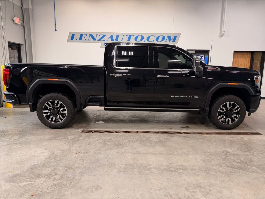 Used 2021 GMC Sierra 3500 Denali w/ Denali Ultimate Package AWD/4WD image 2