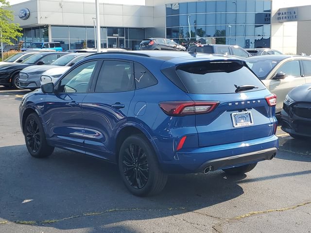 Used 2023 Ford Escape ST-Line Elite AWD/4WD image 4