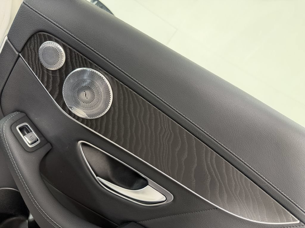 Used 2015 Mercedes-Benz C 300 4MATIC Sedan image 44