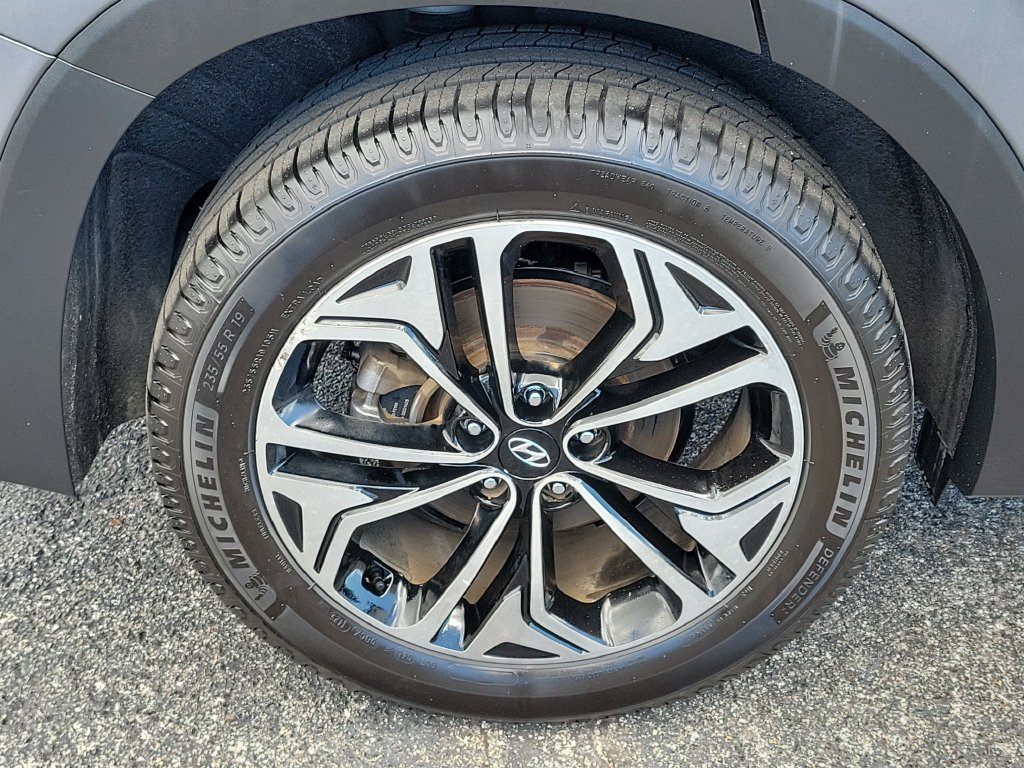 Used 2019 Hyundai Santa Fe FWD image 7