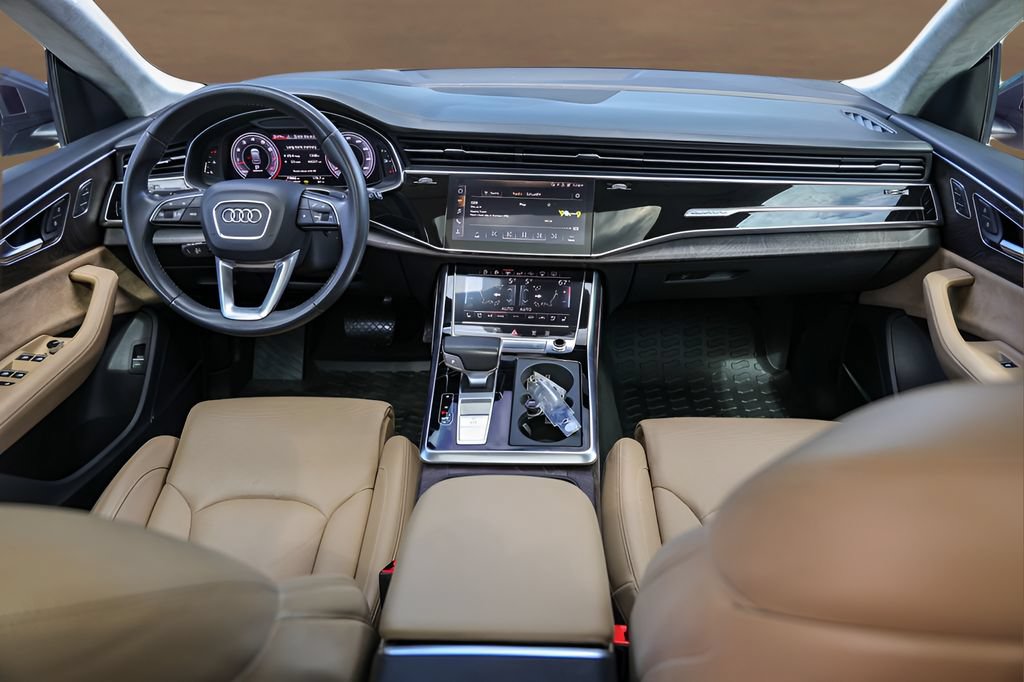 Used 2019 Audi Q8 Prestige w/ Luxury Package AWD/4WD image 25