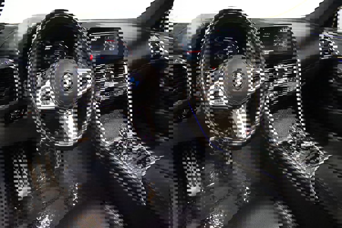 Used 2021 BMW M850i xDrive Convertible image 39