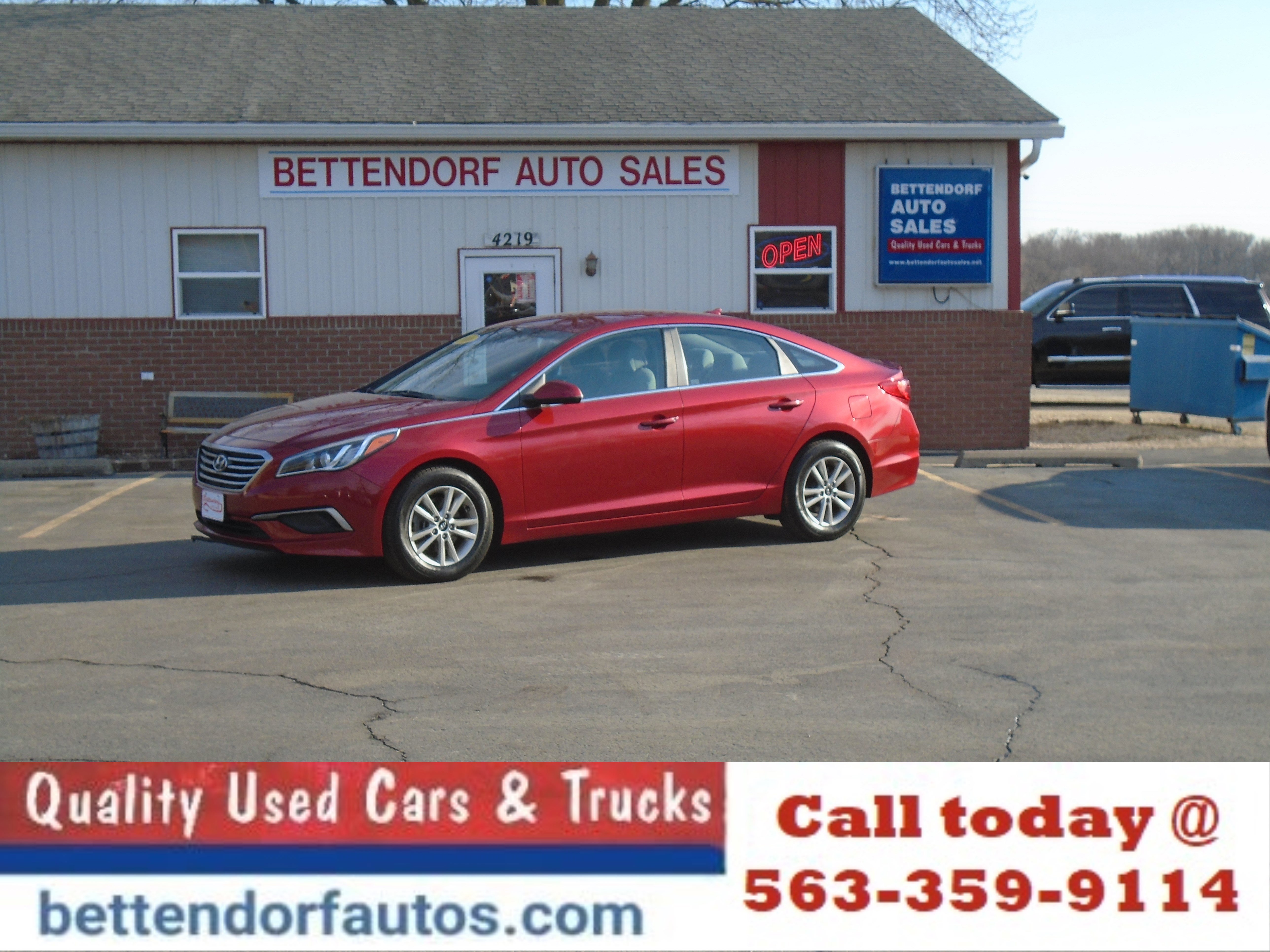 Used 2016 Hyundai Sonata SE image 1