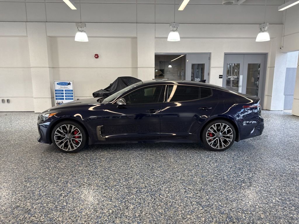 Used 2020 Kia Stinger GT AWD/4WD image 2