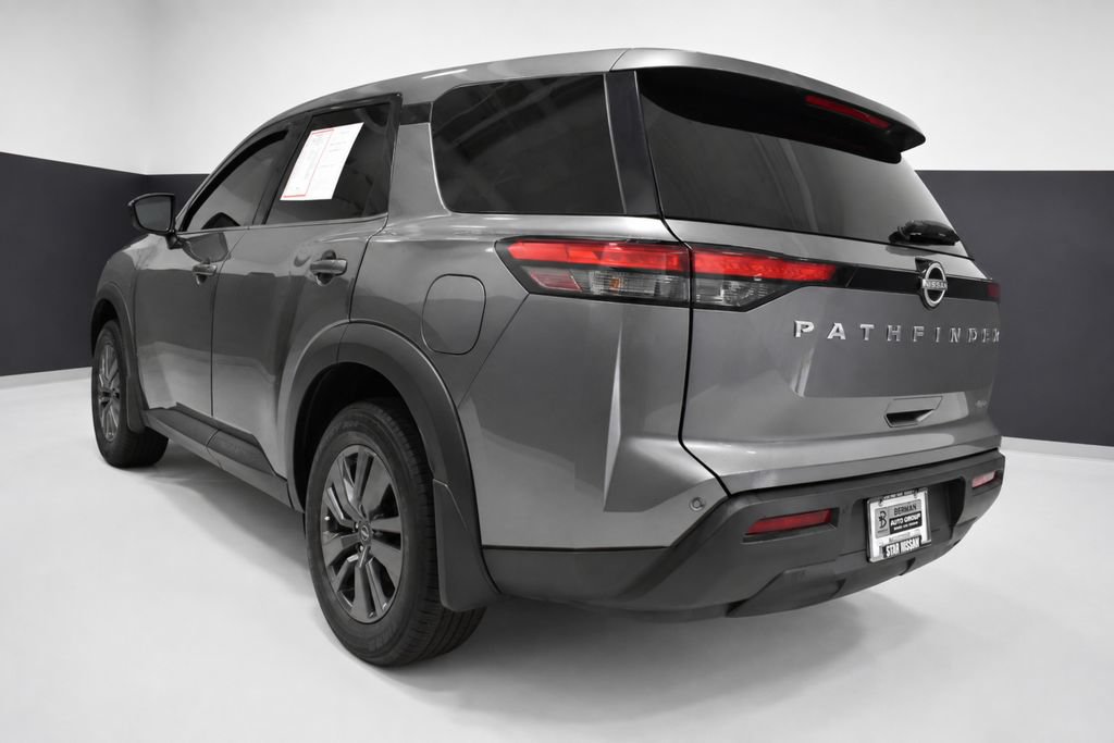 Certified 2024 Nissan Pathfinder S AWD/4WD image 3