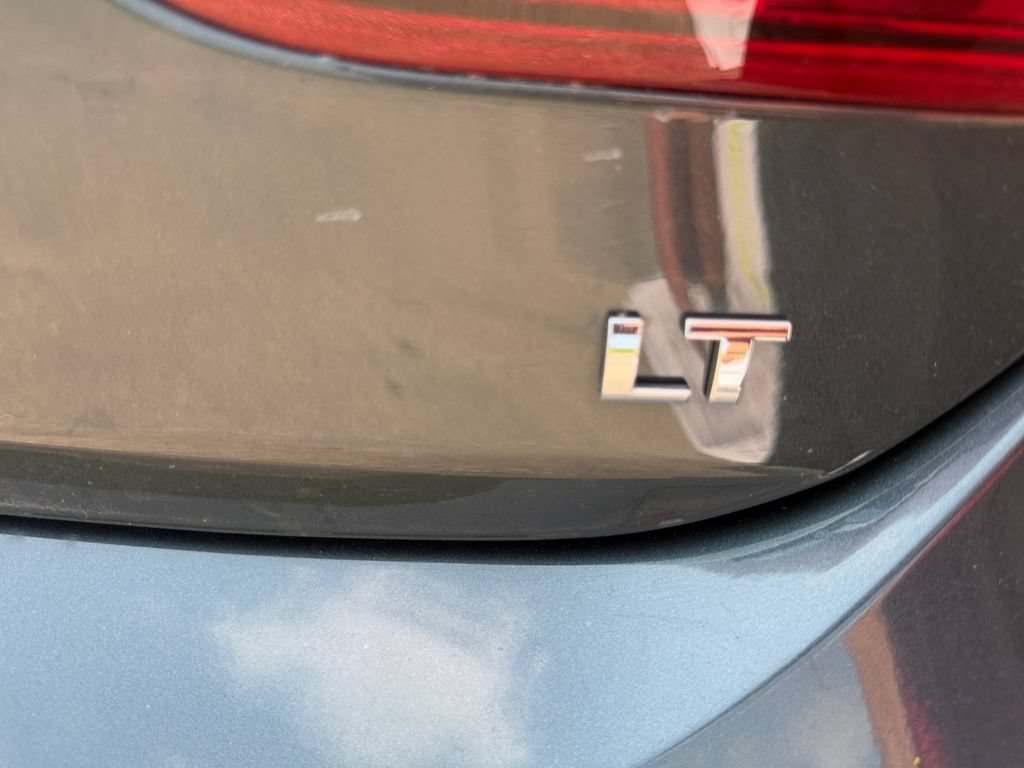 Used 2019 Chevrolet Cruze LT w/ LT True North Edition FWD image 40