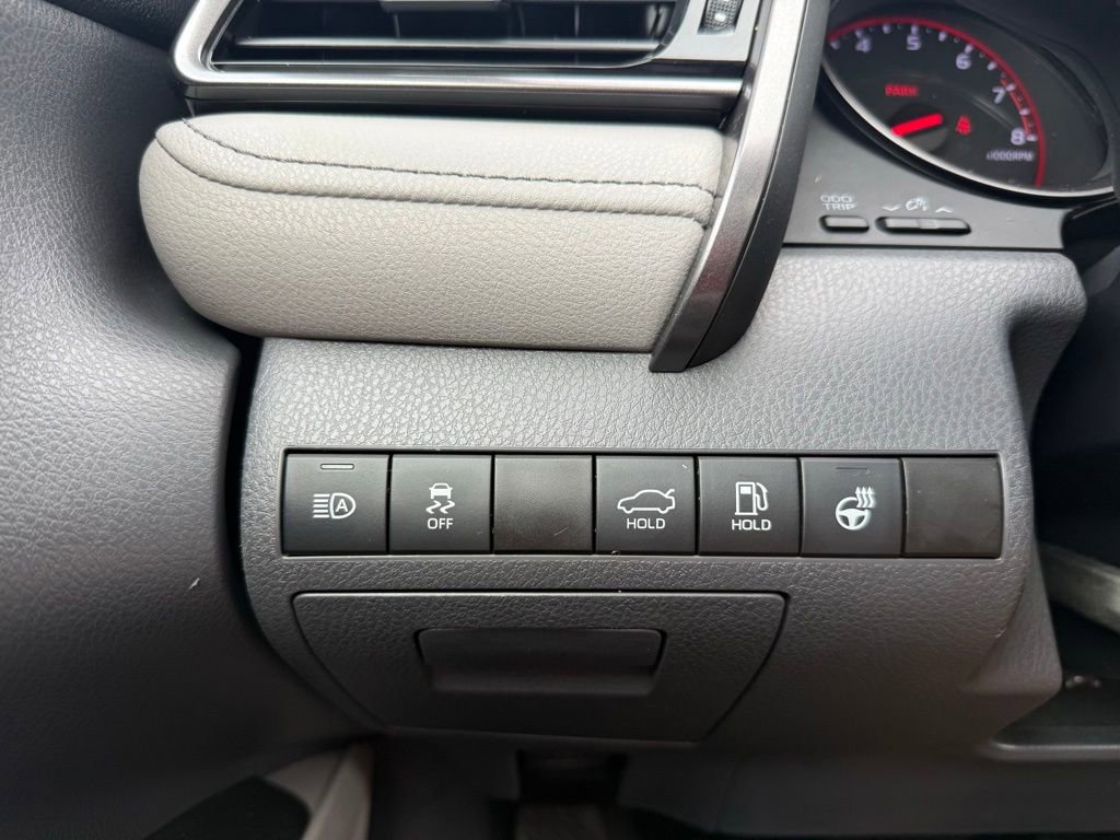 Used 2021 Toyota Camry XSE FWD image 21