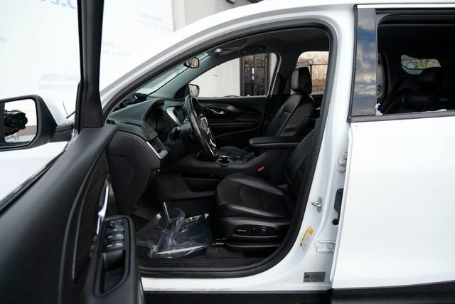 Used 2020 GMC Terrain SLT image 17