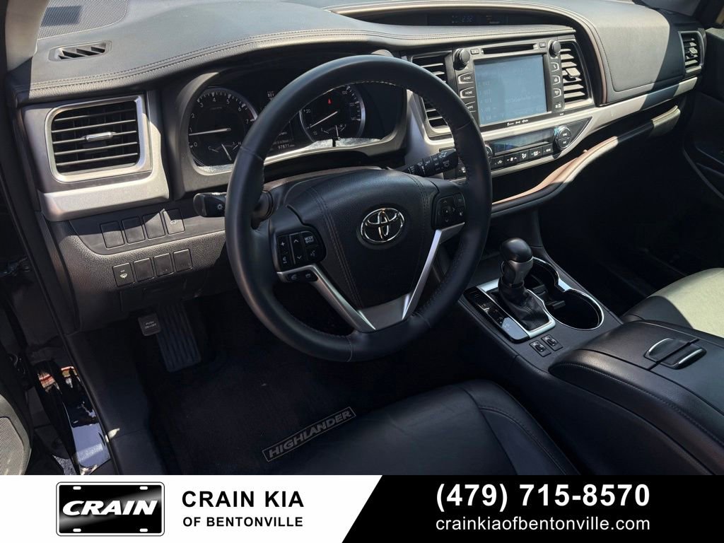 Used 2016 Toyota Highlander XLE FWD image 10