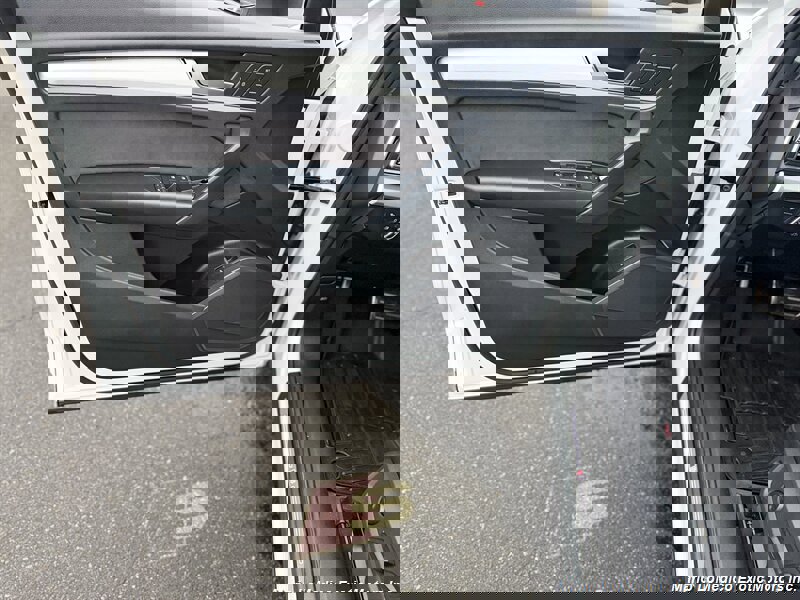 Used 2021 Audi SQ5 Premium image 28