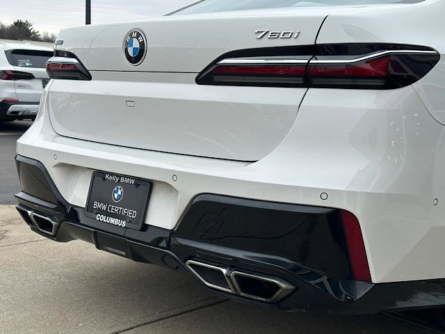 Certified 2023 BMW 760i xDrive image 13