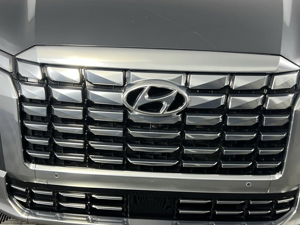 Used 2025 Hyundai Palisade Calligraphy image 11