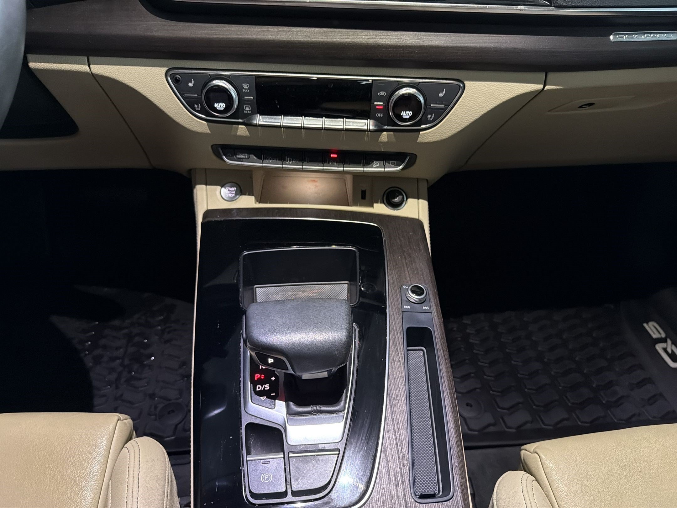 Certified 2023 Audi Q5 2.0T Premium Plus w/ Premium Plus Package AWD/4WD image 17