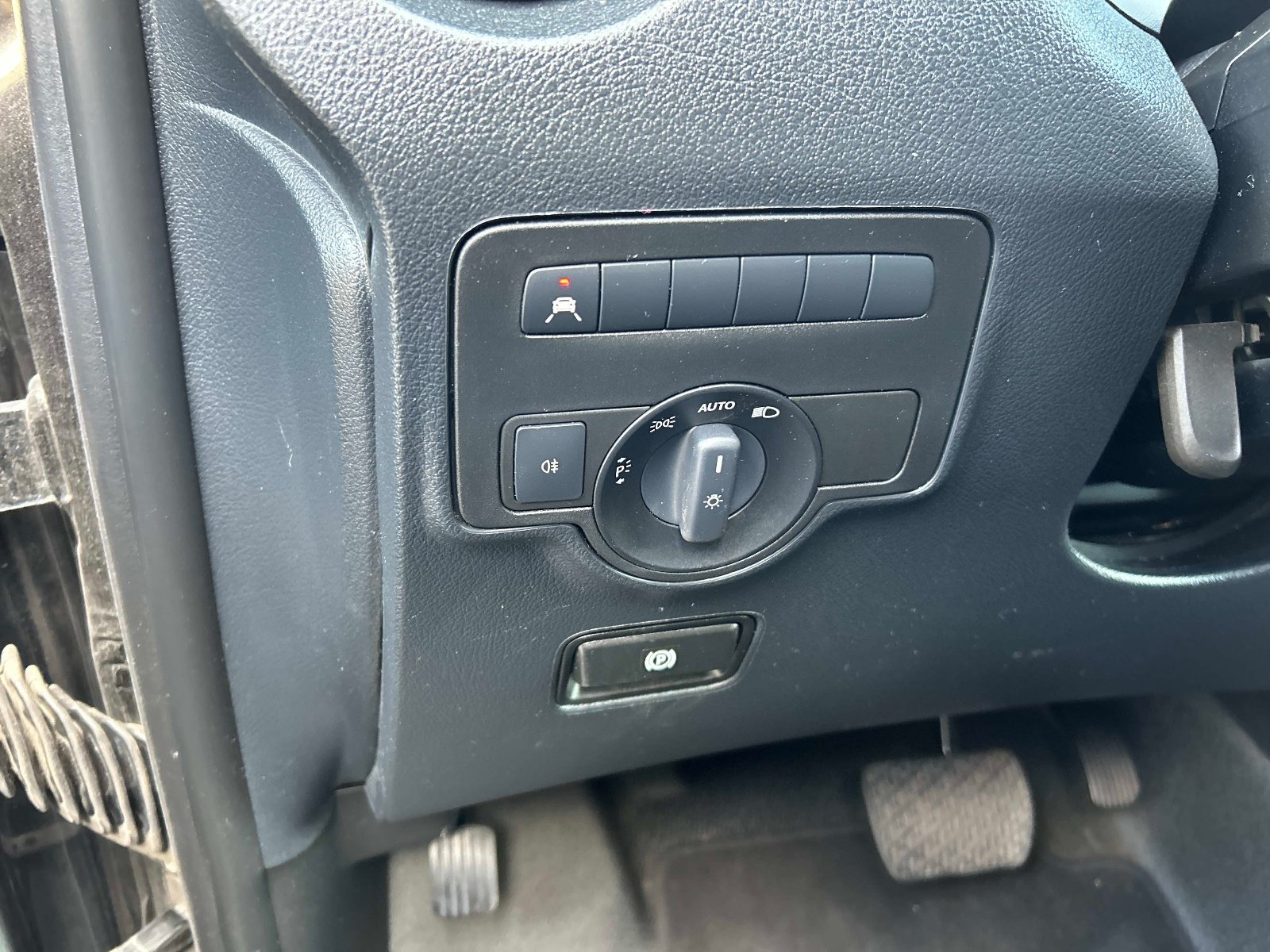 Used 2023 Mercedes-Benz Metris Passenger image 16