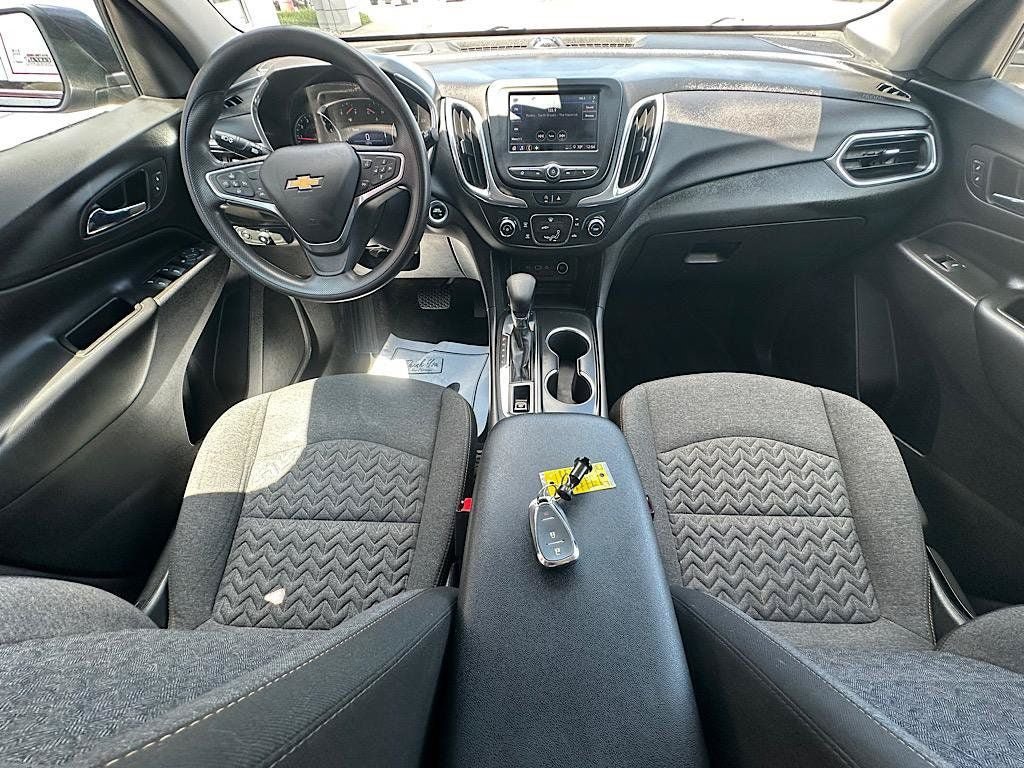 Used 2023 Chevrolet Equinox LT AWD/4WD image 17