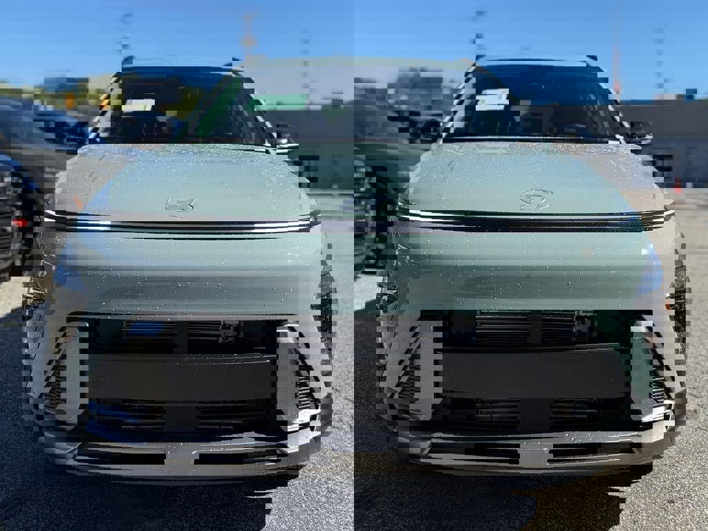 New 2026 Hyundai Kona SEL Premium image 2