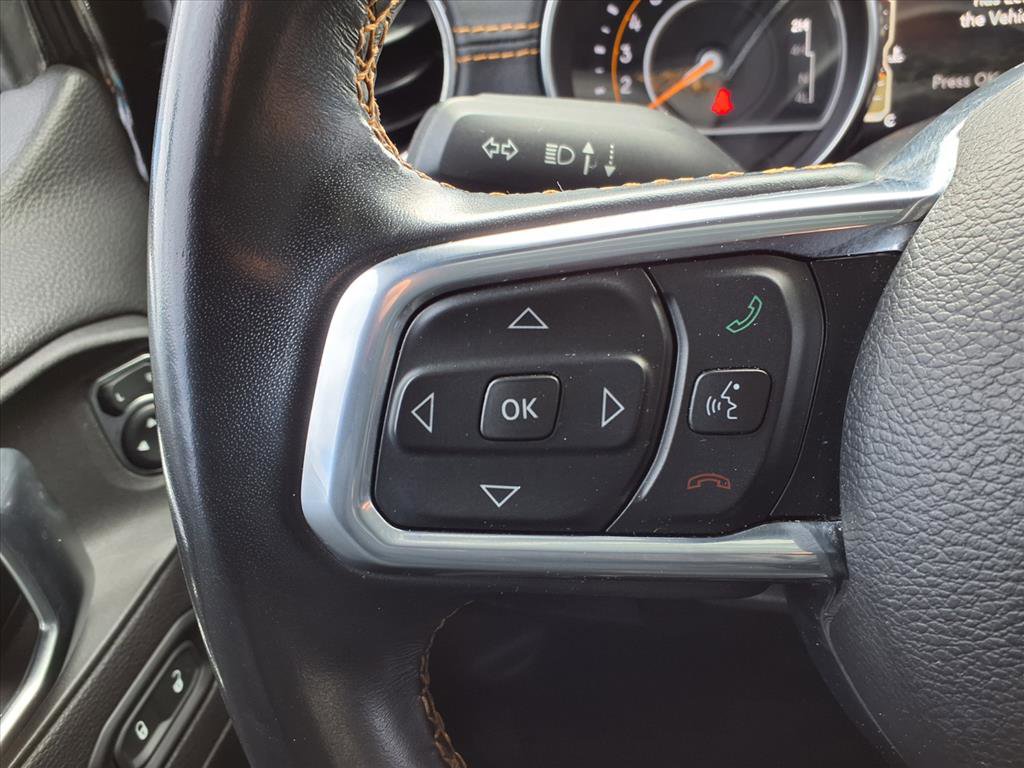 Used 2022 Jeep Wrangler Unlimited Sahara AWD/4WD image 14