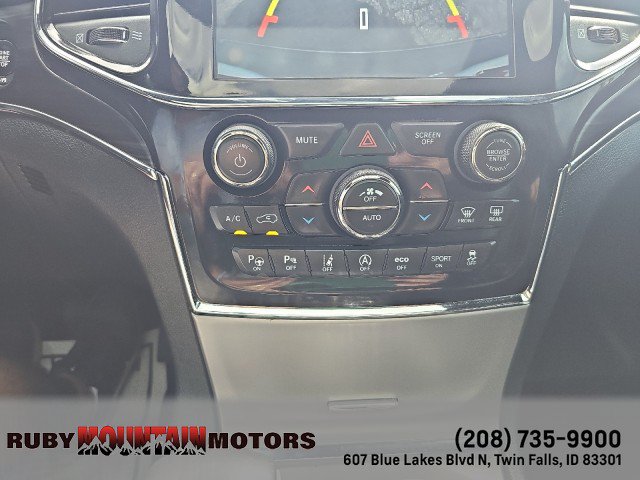 Used 2021 Jeep Grand Cherokee Limited AWD/4WD image 23