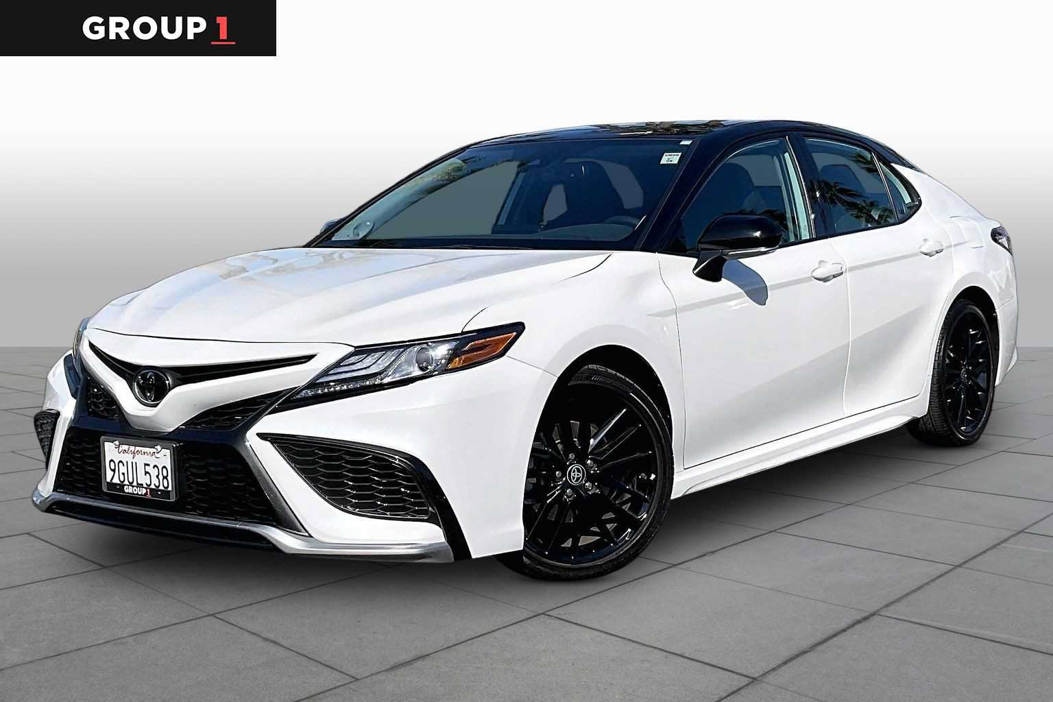 Used 2023 Toyota Camry XSE FWD image 1