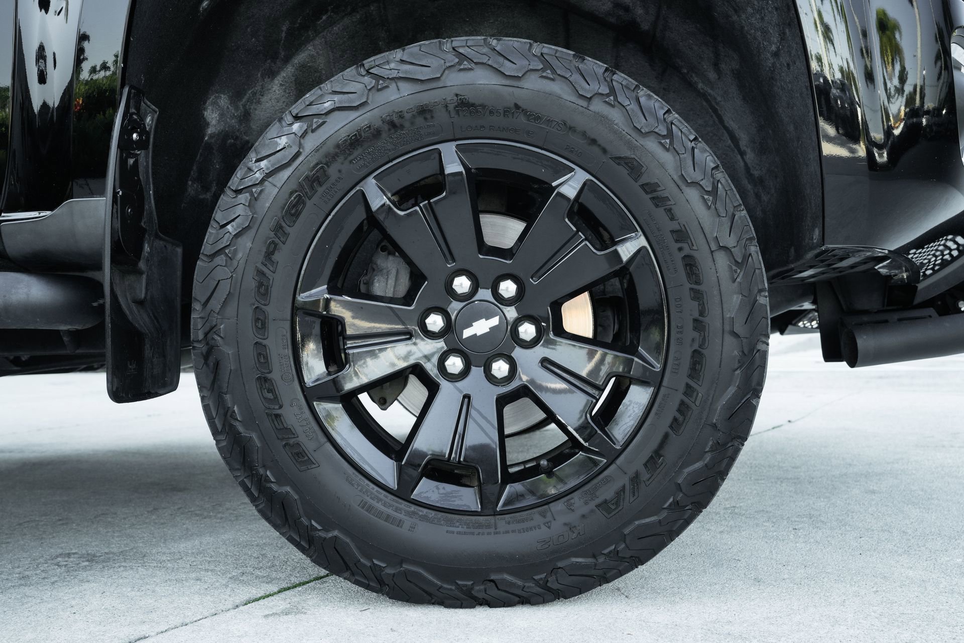 Used 2017 Chevrolet Colorado Z71 w/ Z71 Midnight Edition image 29