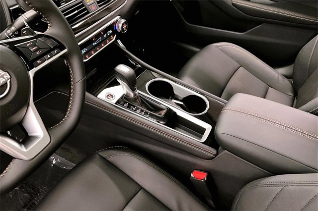 New 2025 Nissan Altima 2.5 SR w/ SR Premium Package image 8